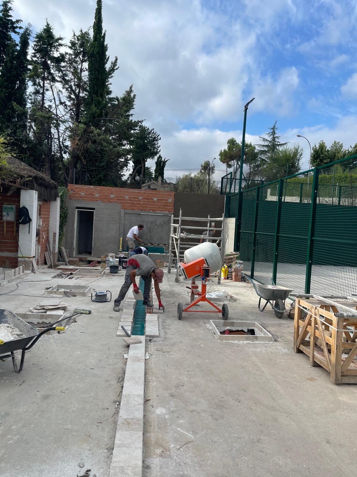 Adecuacion exterior y zona deportiva en Valdemoro