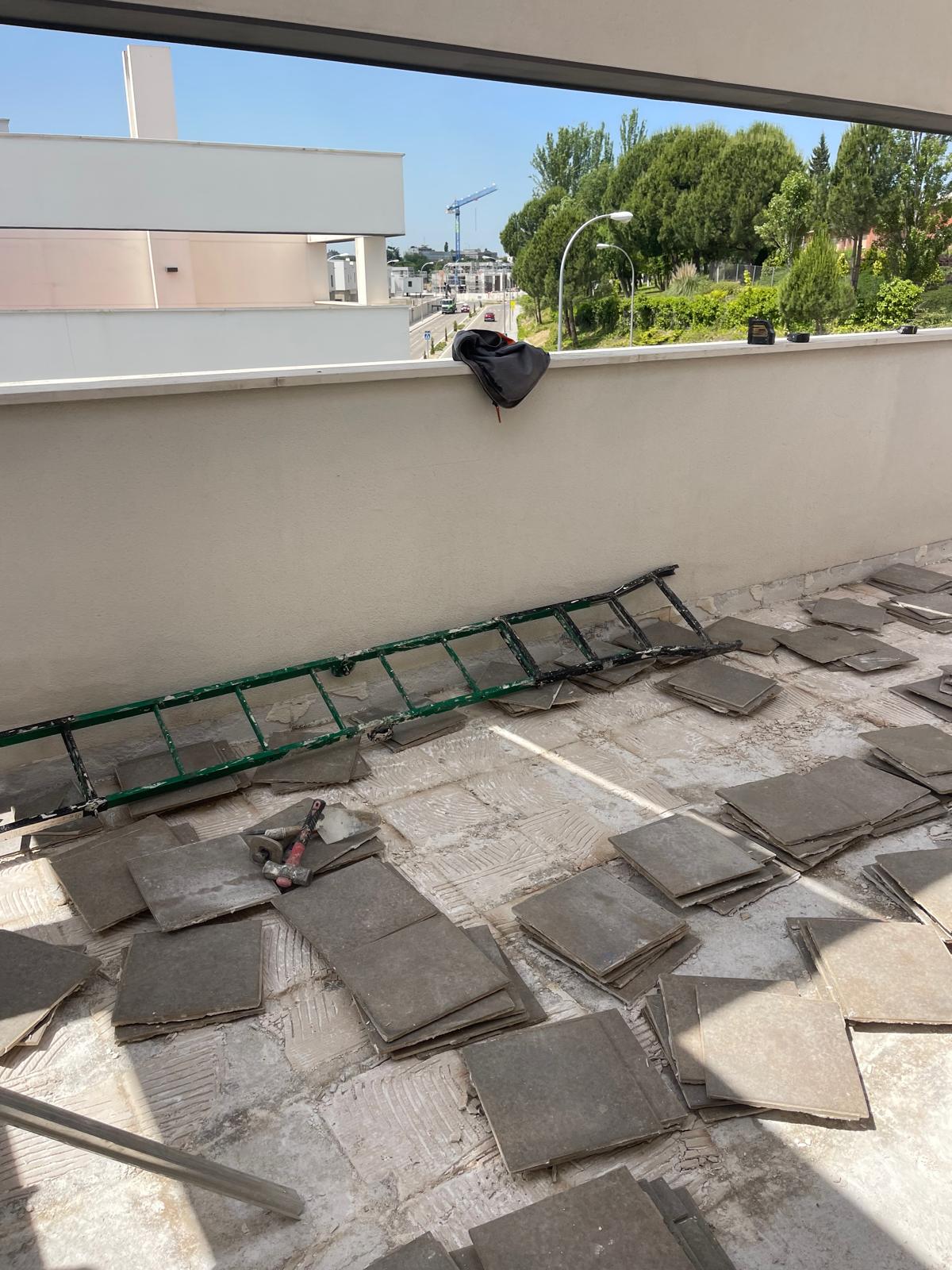 Reforma de terraza cubierta en La Moraleja - fase 1